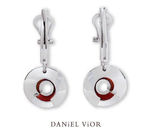 Daniel Vior - Latiaxis M.