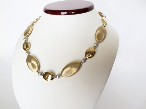 Giante Necklace