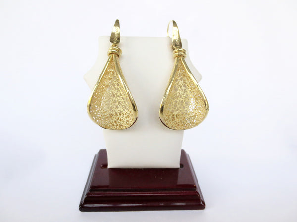 Giante Earrings