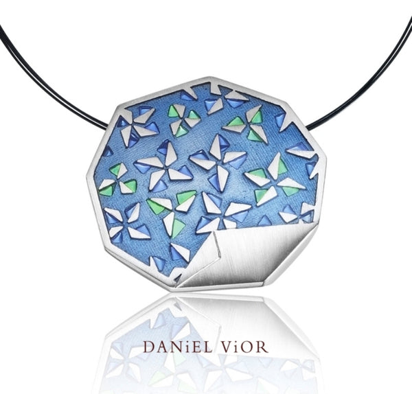 Daniel Vior - Kirigami