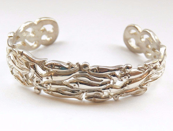 Rolling Capelin Open Cuff Bangle